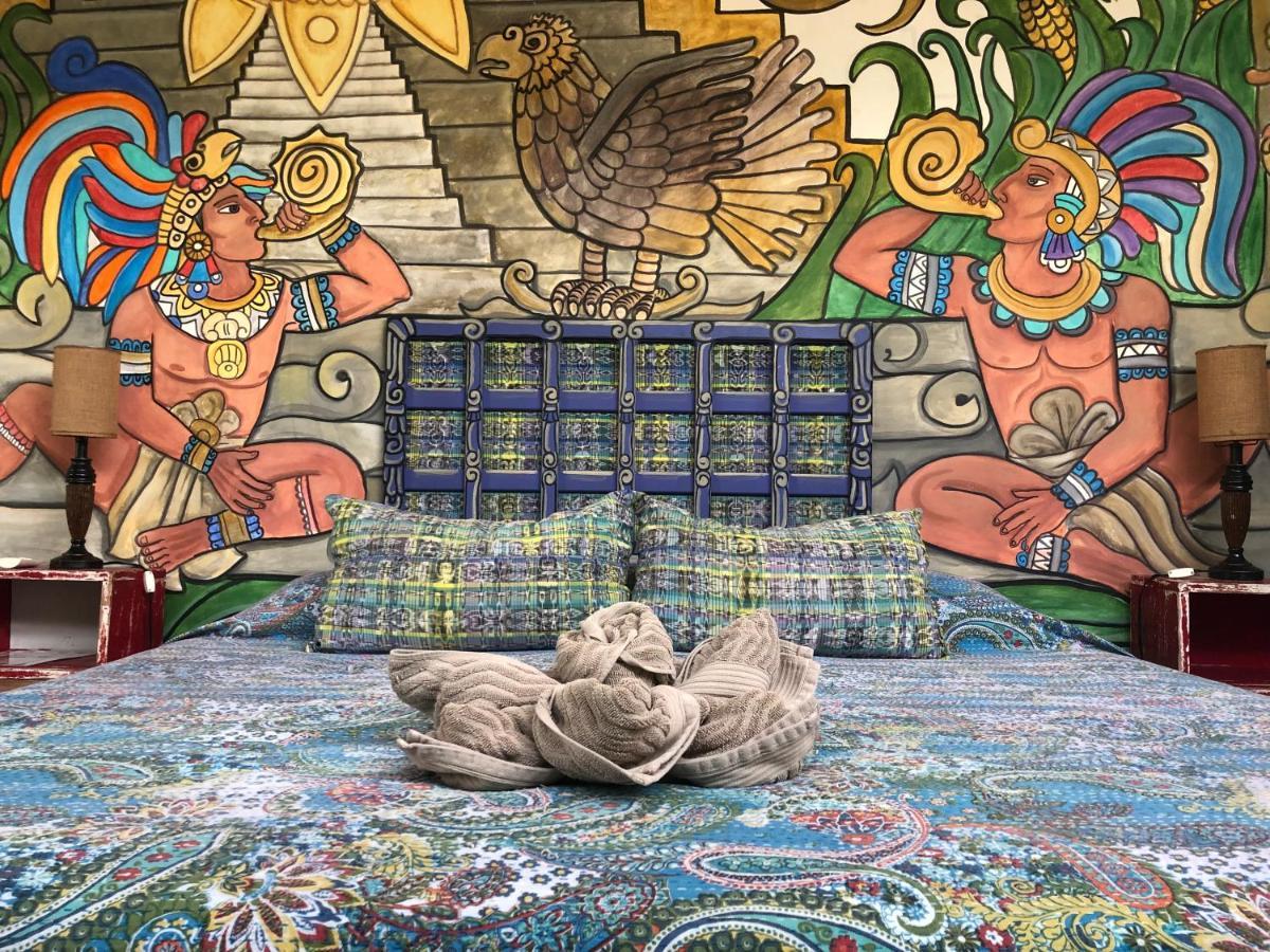 Pueblo Maya By Majikal Mérida